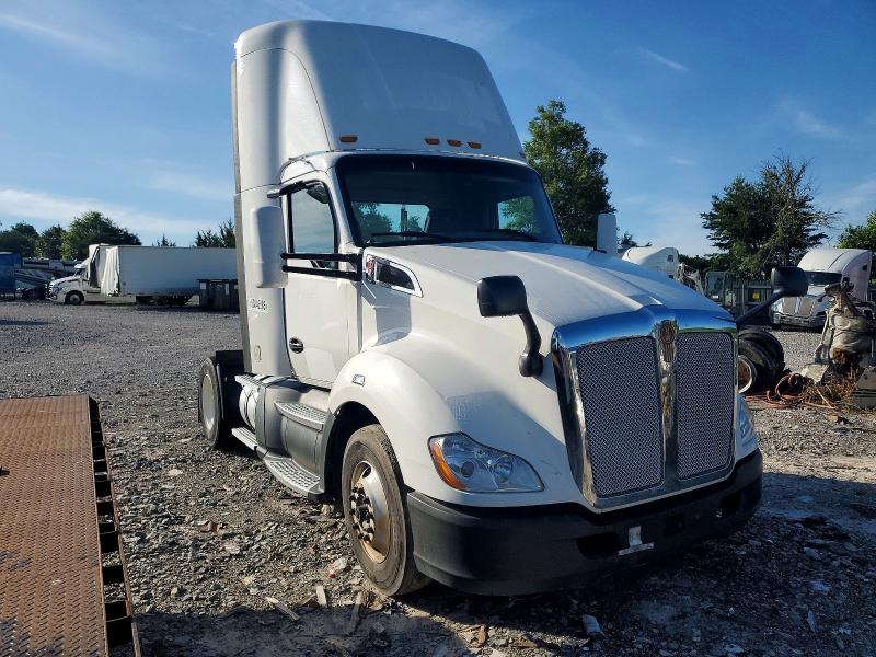 53846886 :رقم المزاد ، 1XKYA48X1JJ204329 vin ، 2018 Kenworth T680 مزاد بيع