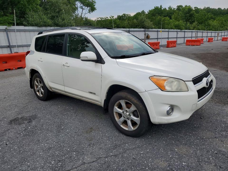 57717746 :رقم المزاد ، 2T3DK4DV4BW046647 vin ، 2011 Toyota Rav4 مزاد بيع