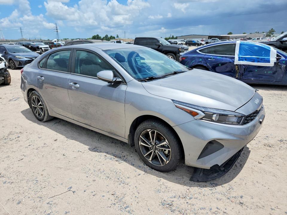 57085136 :رقم المزاد ، 3KPF24AD4PE549778 vin ، 2023 Kia Forte مزاد بيع