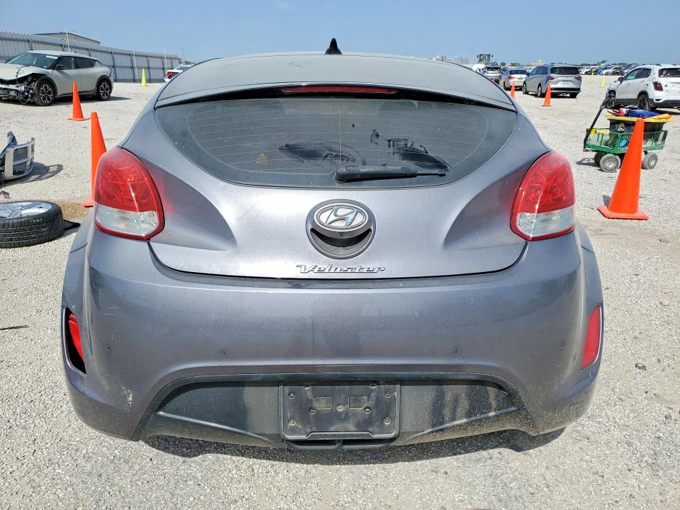 59288656 :رقم المزاد ، KMHTC6AD6GU248857 vin ، 2016 Hyundai Veloster مزاد بيع