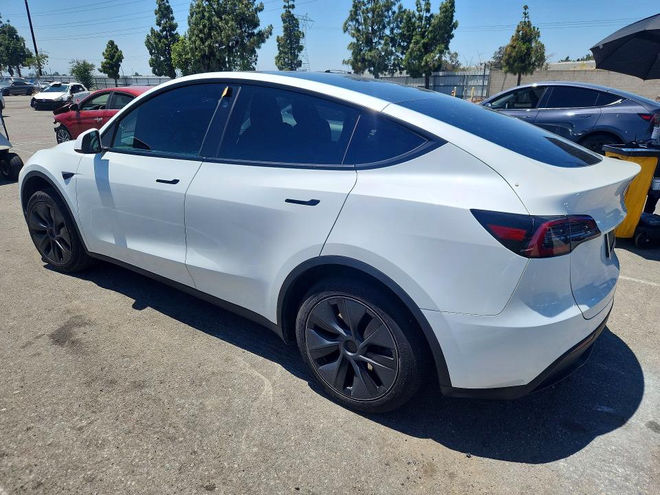 55427626 :رقم المزاد ، 7SAYGDED6RF118878 vin ، 2024 Tesla Model Y مزاد بيع