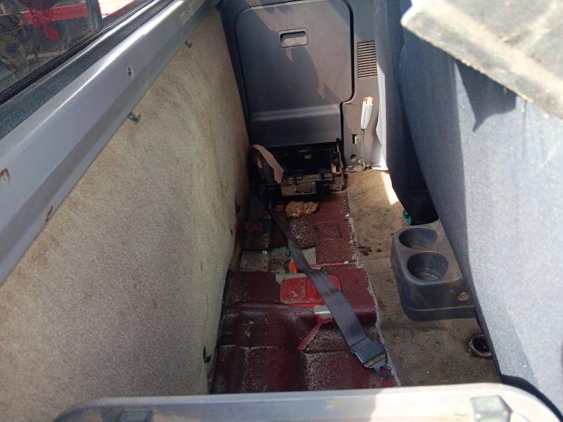 2000 Nissan Frontier მანქანა იყიდება აუქციონზე, vin: 1N6ED26Y6YC429573, აუქციონის ნომერი: 58830366
