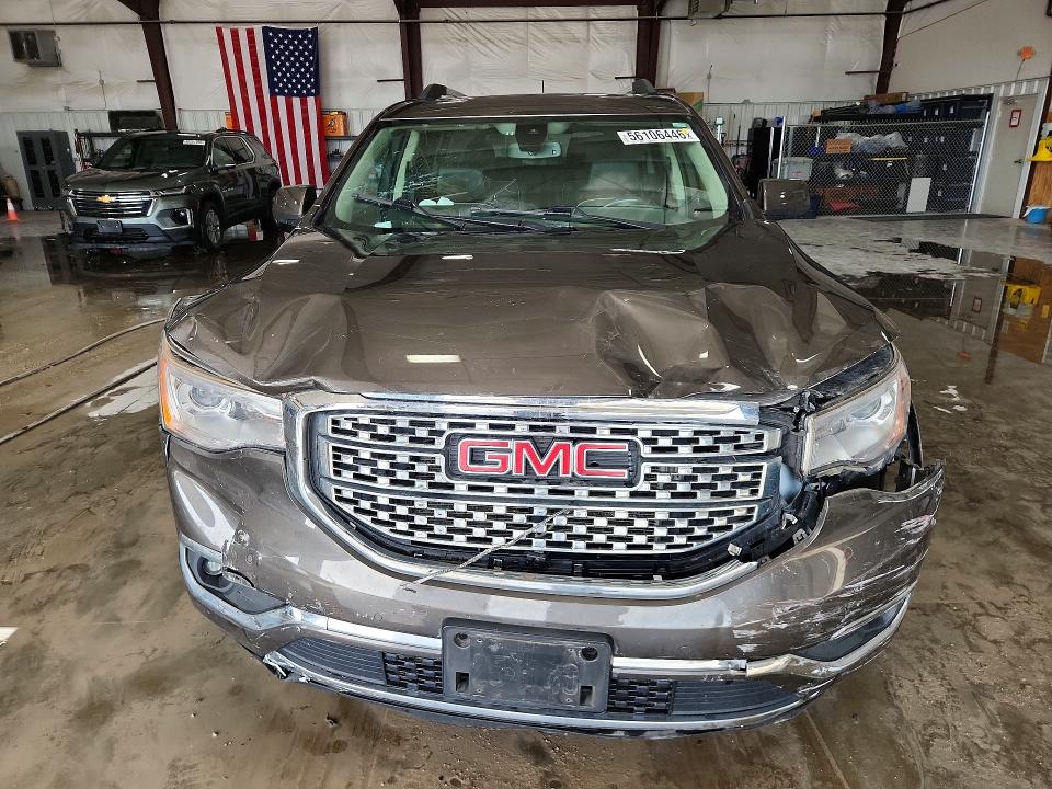 56106446 :رقم المزاد ، 1GKKNXLSXKZ144447 vin ، 2019 Gmc Acadia مزاد بيع