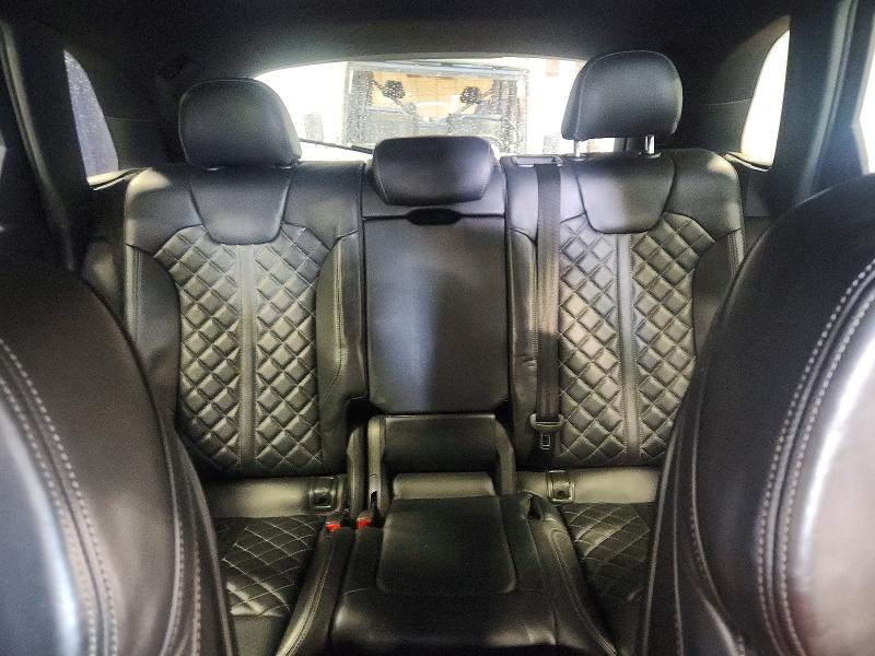 56981516 :رقم المزاد ، WA1C4AFY4J2180023 vin ، 2018 Audi Sq5 مزاد بيع