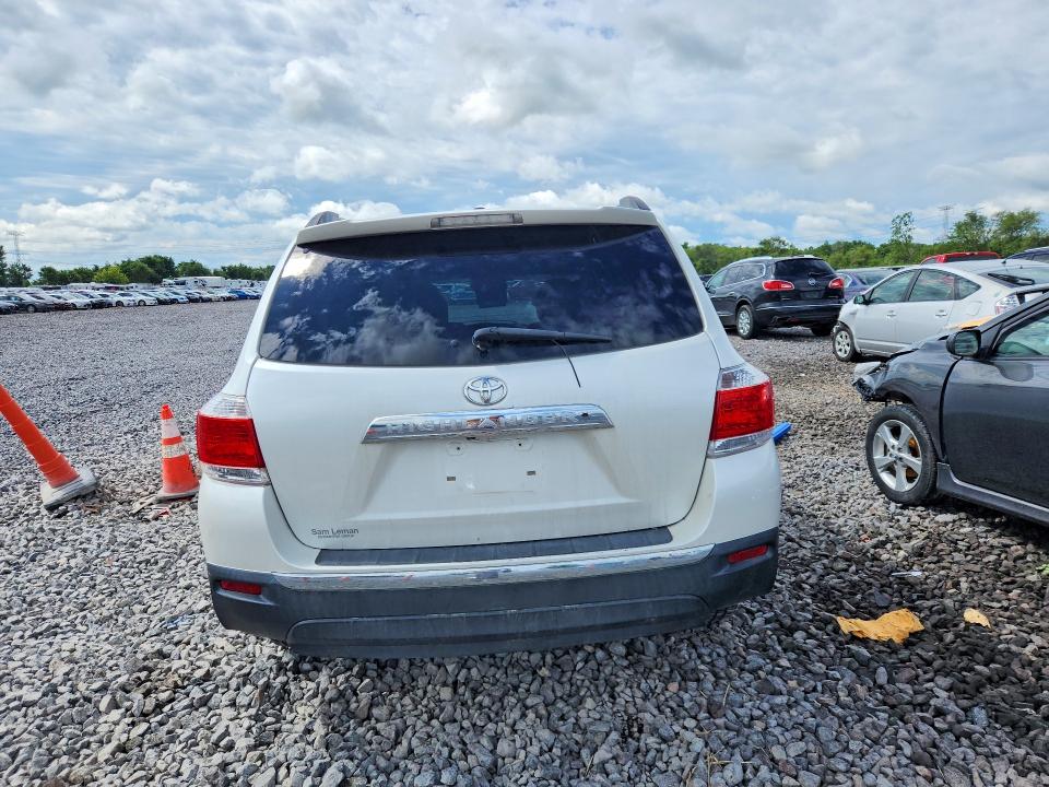 57279636 :رقم المزاد ، 5TDYK3EH4BS045424 vin ، 2011 Toyota Highlander مزاد بيع
