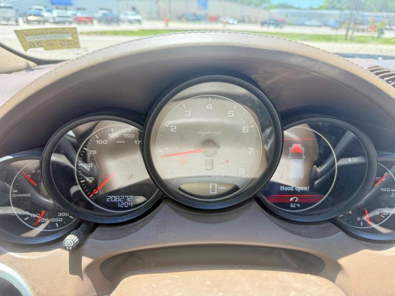 56469026 :رقم المزاد ، WP1AE2A27CLA91108 vin ، 2012 Porsche Cayenne مزاد بيع
