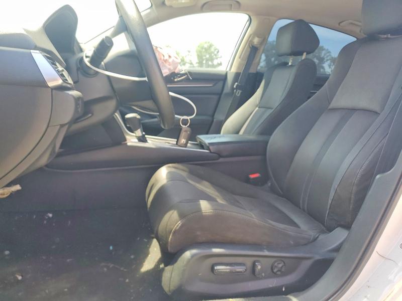 2018 Honda Accord მანქანა იყიდება აუქციონზე, vin: 1HGCV1F46JA071702, აუქციონის ნომერი: 56452906