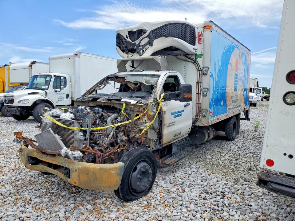 57313816 :رقم المزاد ، 1HTKHPVK7NH876337 vin ، 2022 Chevrolet Silverado مزاد بيع