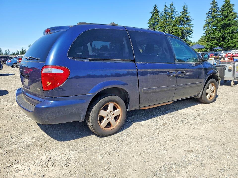 Продажа на аукционе авто 2005 Dodge Grand Caravan, vin: 2D4GP44L05R561904, номер лота: 57026026