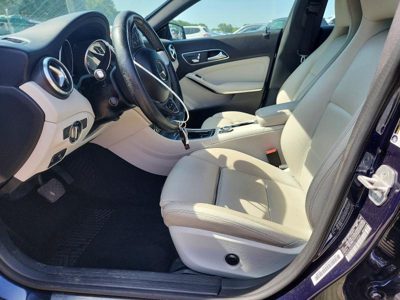 58588446 :رقم المزاد ، WDDSJ4EB5JN612230 vin ، 2018 Mercedes-benz Cla مزاد بيع