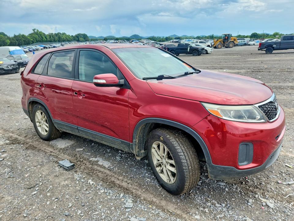 57517826 :رقم المزاد ، 5XYKT3A65FG648960 vin ، 2015 Kia Sorento مزاد بيع