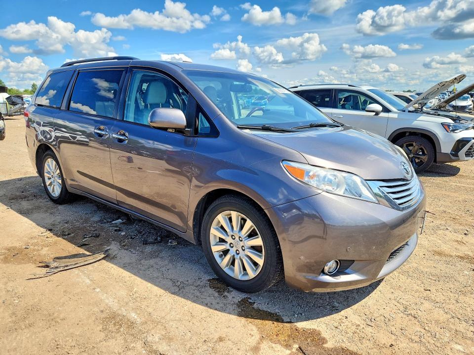 2012 Toyota Sienna მანქანა იყიდება აუქციონზე, vin: 5TDDK3DCXCS030190, აუქციონის ნომერი: 58561416