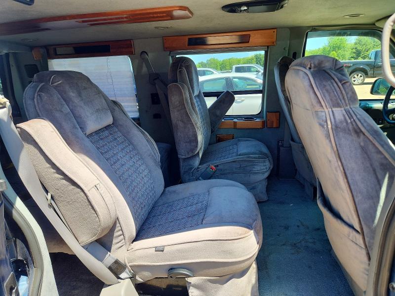 Продаж на аукціоні авто 2002 Chevrolet Astro, vin: 1GBDM19X12B156104, номер лоту: 55916876