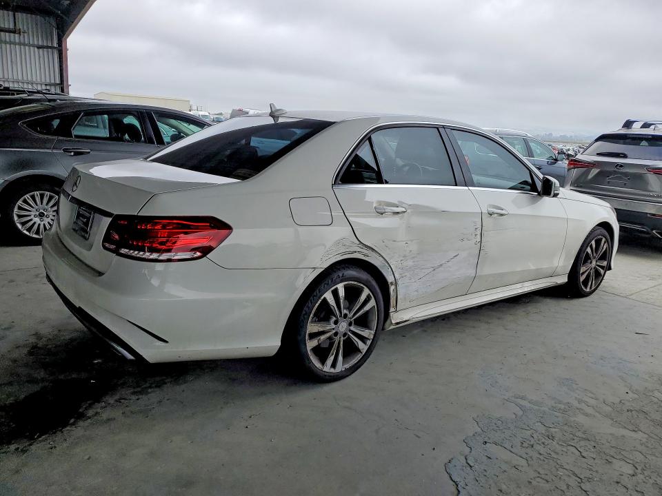 55068516 :رقم المزاد ، WDDHF5KB0EA814623 vin ، 2014 Mercedes-benz E مزاد بيع