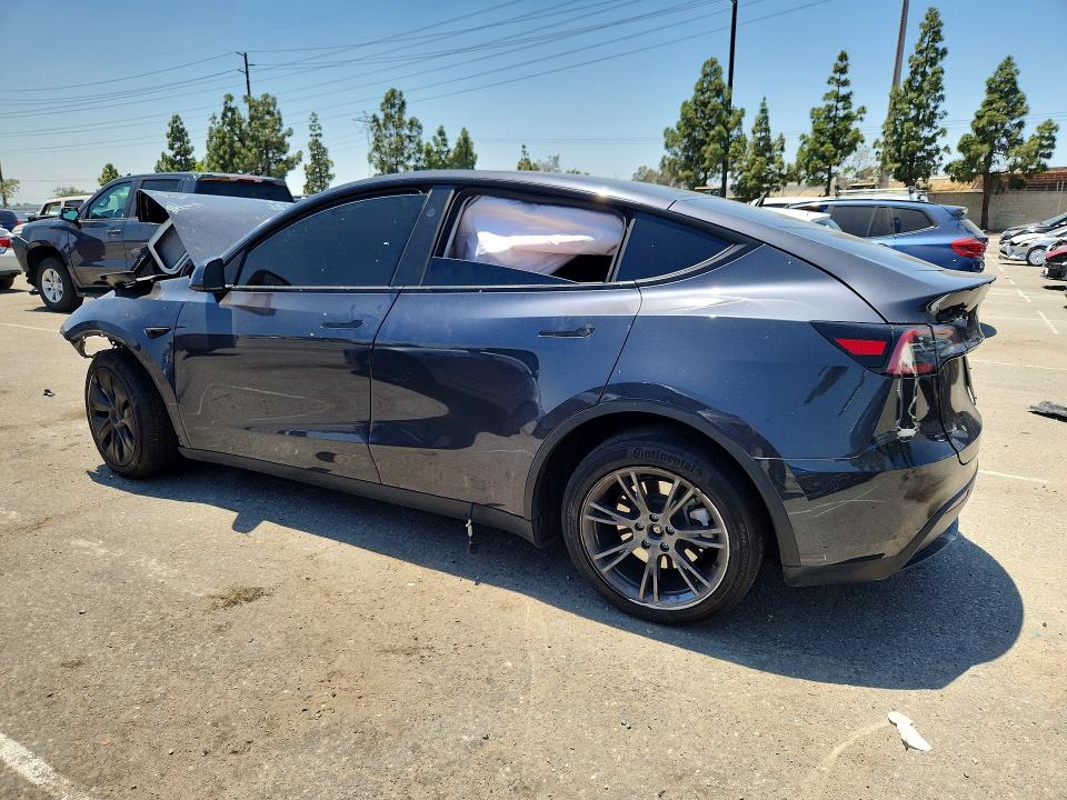 2025 Tesla Model Y მანქანა იყიდება აუქციონზე, vin: 7SAYGDEDXSF277988, აუქციონის ნომერი: 56351316