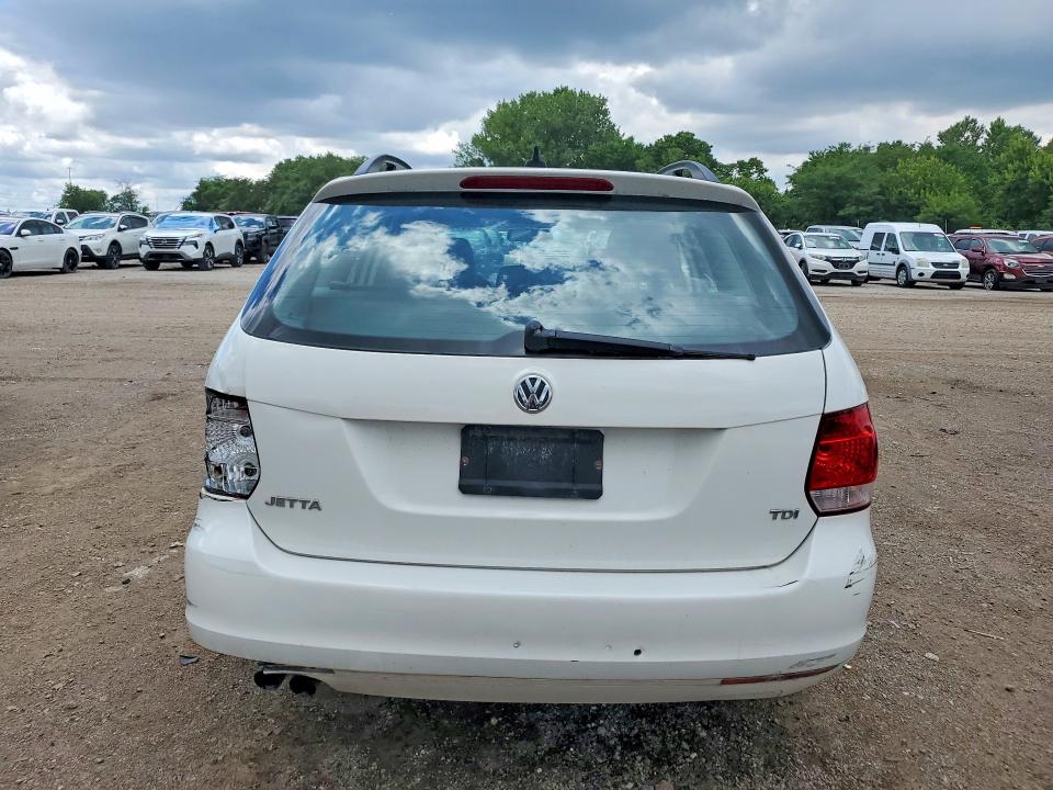 56277286 :رقم المزاد ، 3VWPL7AJ8BM672794 vin ، 2011 Volkswagen Jetta مزاد بيع
