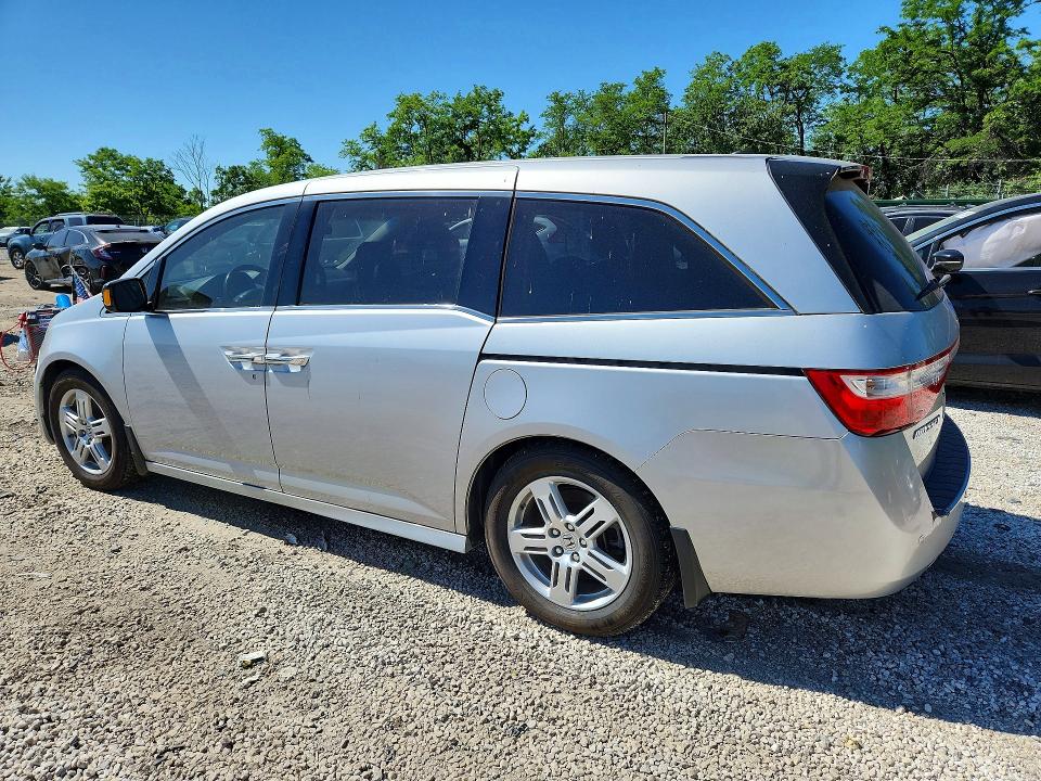 55837046 :رقم المزاد ، 5FNRL5H99DB017286 vin ، 2013 Honda Odyssey مزاد بيع