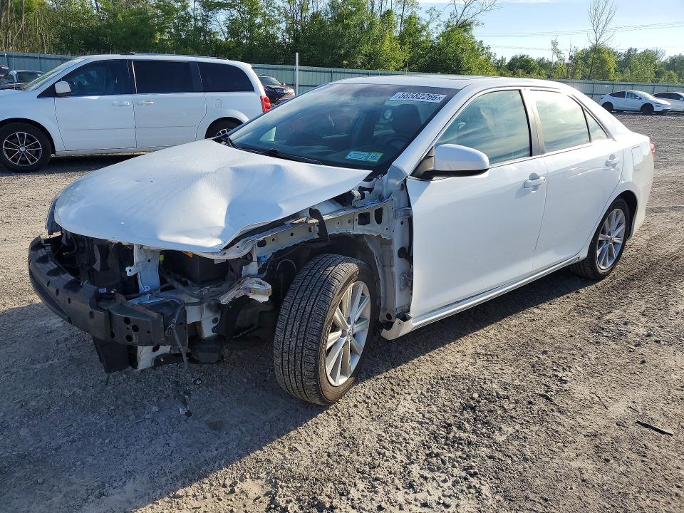 58582266 :رقم المزاد ، 4T4BF1FK5ER395350 vin ، 2014 Toyota Camry مزاد بيع