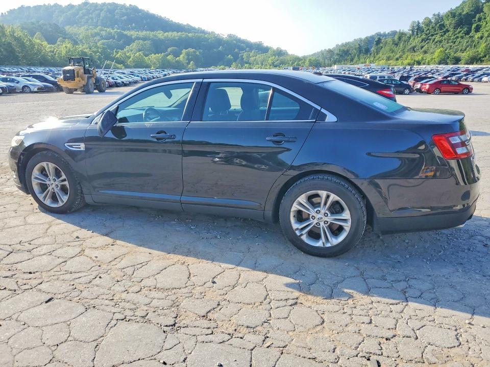 85630205 :رقم المزاد ، 1FAHP2E89DG181949 vin ، 2013 Ford Taurus مزاد بيع