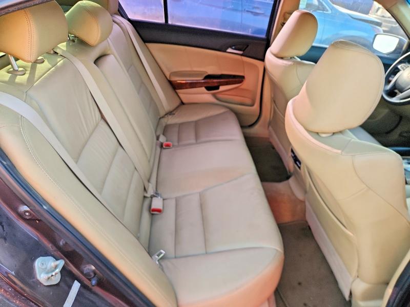 58815276 :رقم المزاد ، 1HGCP2F89BA071424 vin ، 2011 Honda Accord مزاد بيع