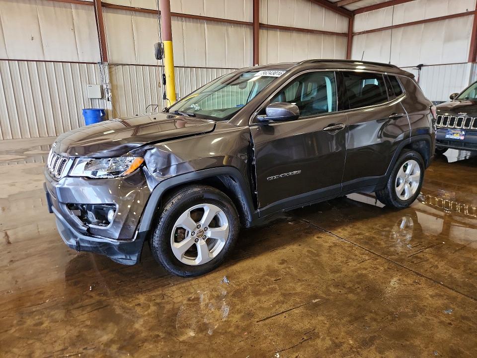 56243016 :رقم المزاد ، 3C4NJDBB4KT592758 vin ، 2019 Jeep Compass مزاد بيع
