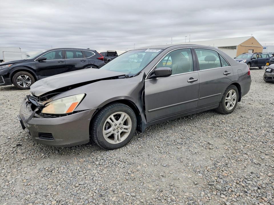 56180756 :رقم المزاد ، 1HGCM56816A047781 vin ، 2006 Honda Accord مزاد بيع