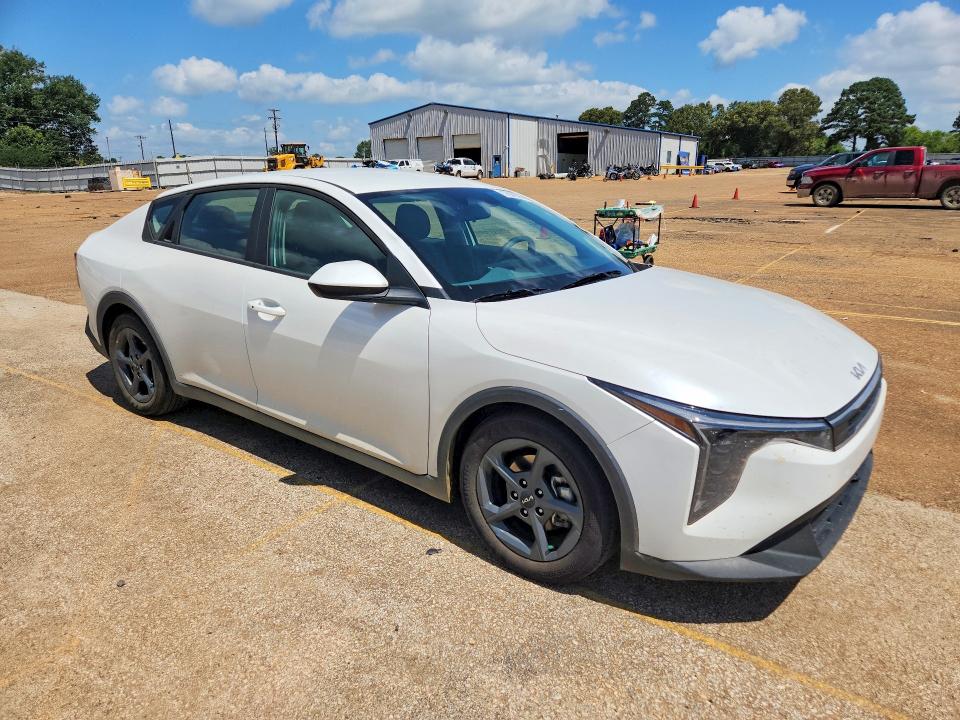 Продаж на аукціоні авто 2025 Kia K4, vin: 3KPFT4DE2SE086453, номер лоту: 97682965