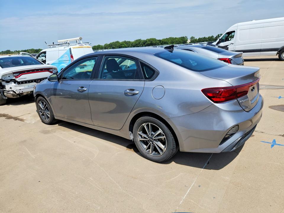 58841086 :رقم المزاد ، 3KPF24AD7PE583455 vin ، 2023 Kia Forte مزاد بيع