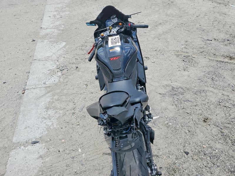 59080306 :رقم المزاد ، JYARM38E4SA020368 vin ، 2025 Yamaha Yzfr7 مزاد بيع