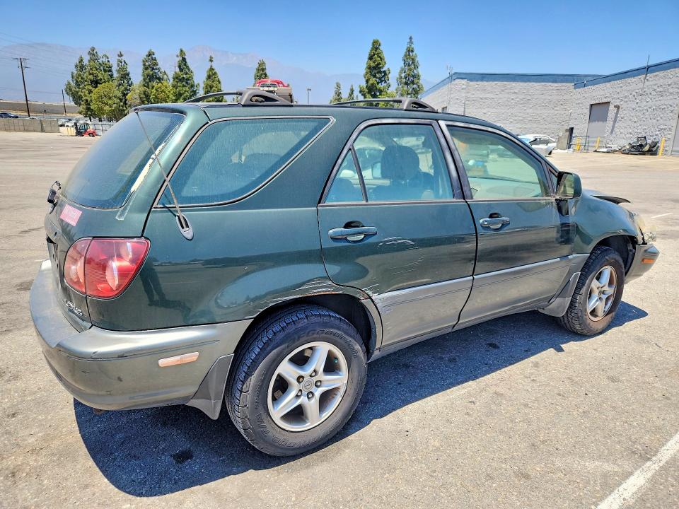 58593816 :رقم المزاد ، JT6GF10U4Y0056287 vin ، 2000 Lexus Rx مزاد بيع