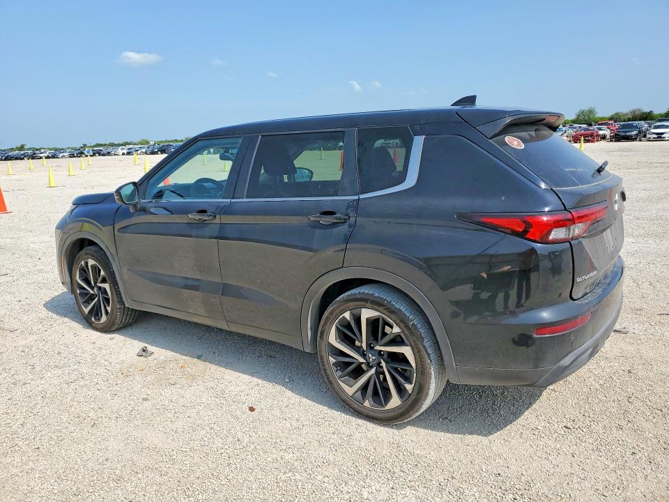 58703896 :رقم المزاد ، JA4J3TA85NZ015737 vin ، 2022 Mitsubishi Outlander مزاد بيع