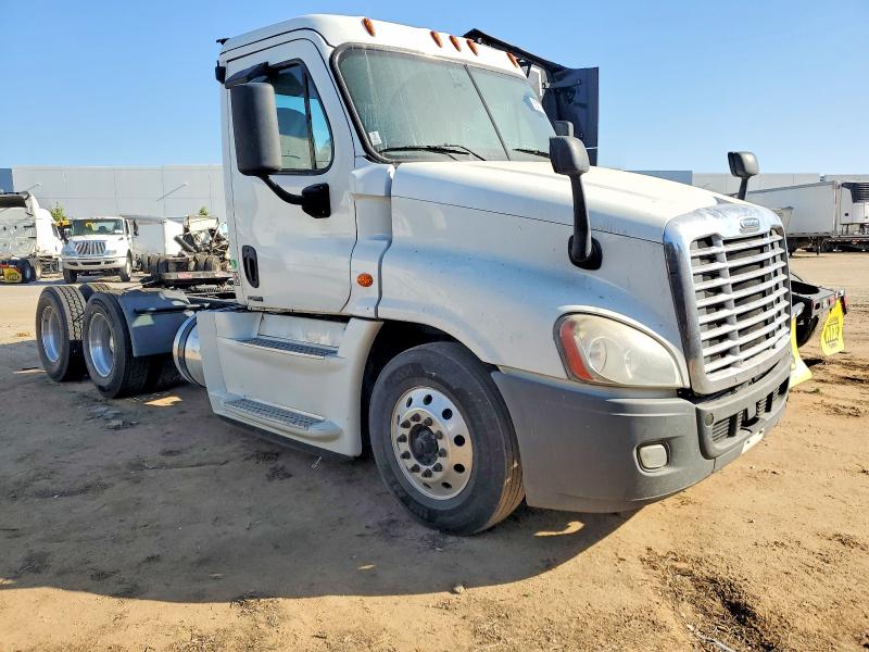 2017 Freightliner Cascadia 125 მანქანა იყიდება აუქციონზე, vin: 1FUJGEDR1HLHP0641, აუქციონის ნომერი: 55377486