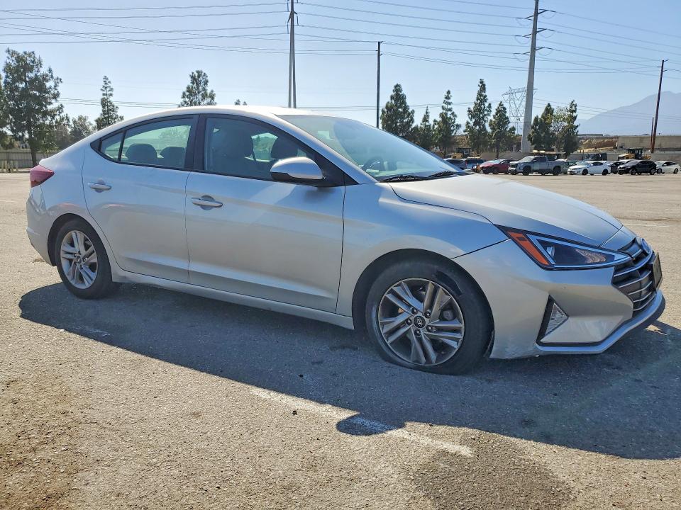55847436 :رقم المزاد ، 5NPD84LF3LH532769 vin ، 2020 Hyundai Elantra مزاد بيع
