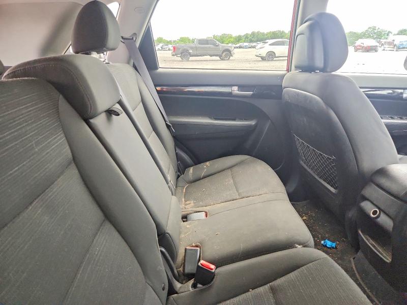 57517826 :رقم المزاد ، 5XYKT3A65FG648960 vin ، 2015 Kia Sorento مزاد بيع