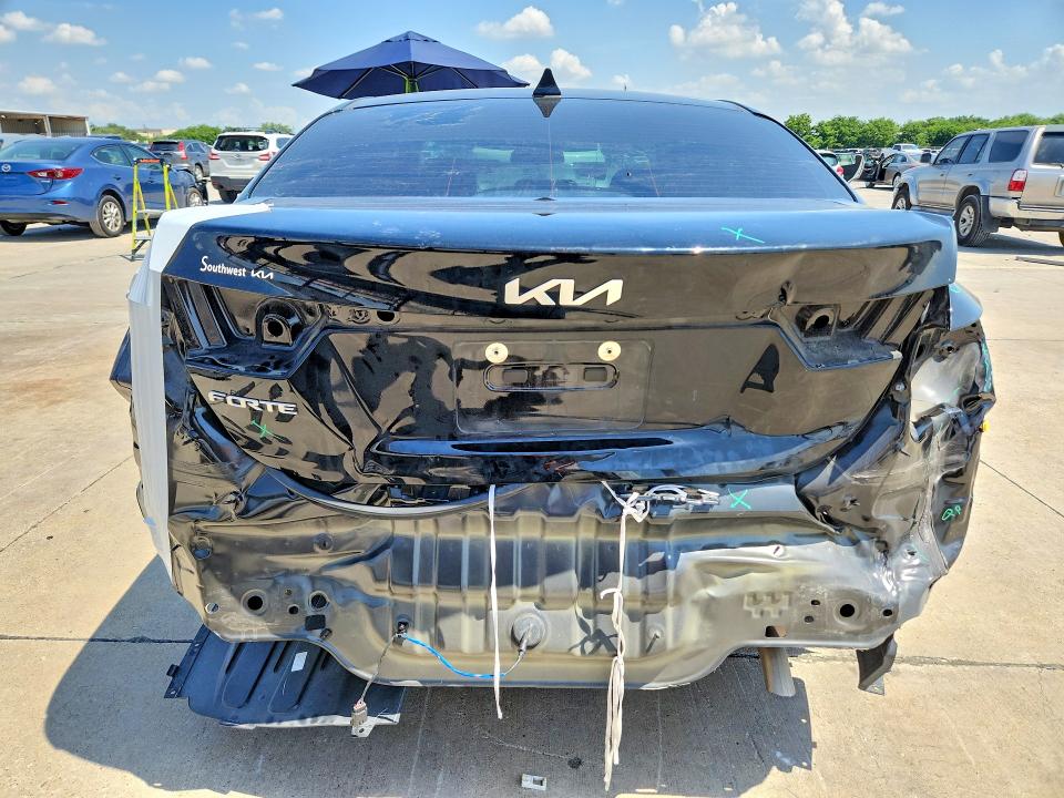 55942366 :رقم المزاد ، 3KPF24AD3PE687957 vin ، 2023 Kia Forte مزاد بيع
