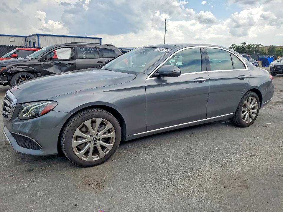 2019 Mercedes-benz E მანქანა იყიდება აუქციონზე, vin: WDDZF4JB6KA586977, აუქციონის ნომერი: 59155136