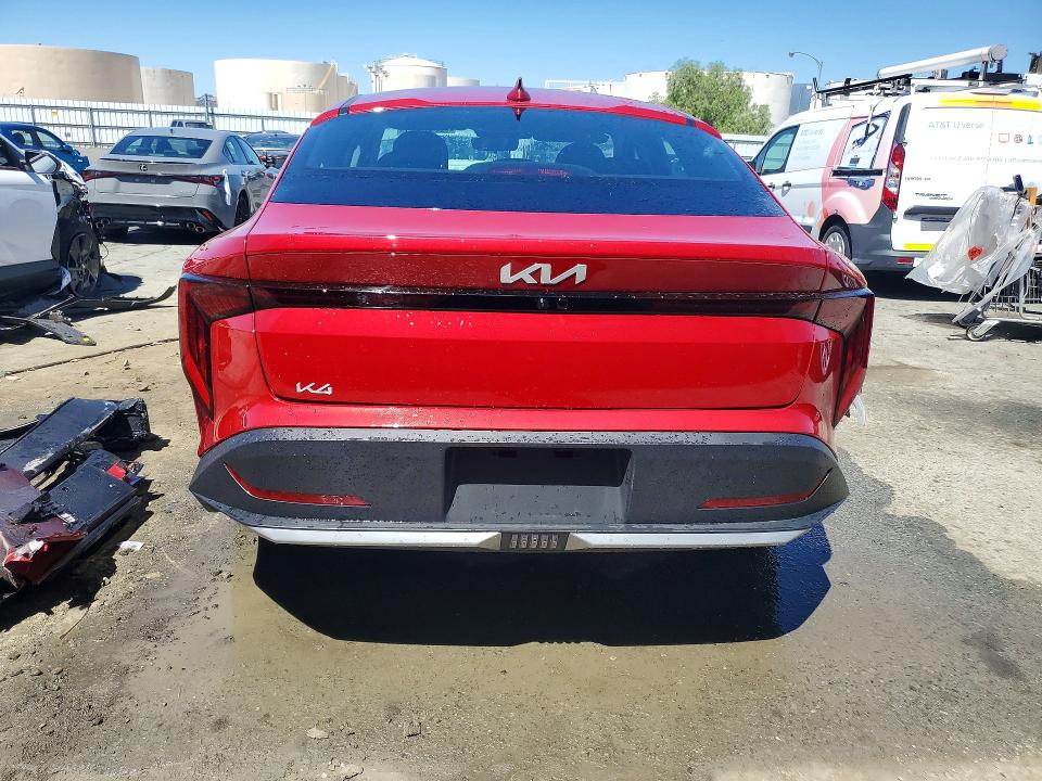 2026 Kia K4 მანქანა იყიდება აუქციონზე, vin: 3KPFT4DE8TE286027, აუქციონის ნომერი: 57249966