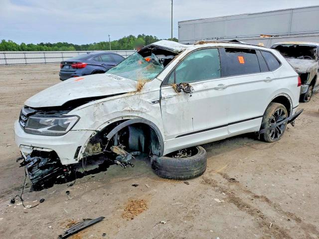 Продаж на аукціоні авто 2020 Volkswagen Tiguan, vin: 3VV2B7AX7LM164047, номер лоту: 56870496