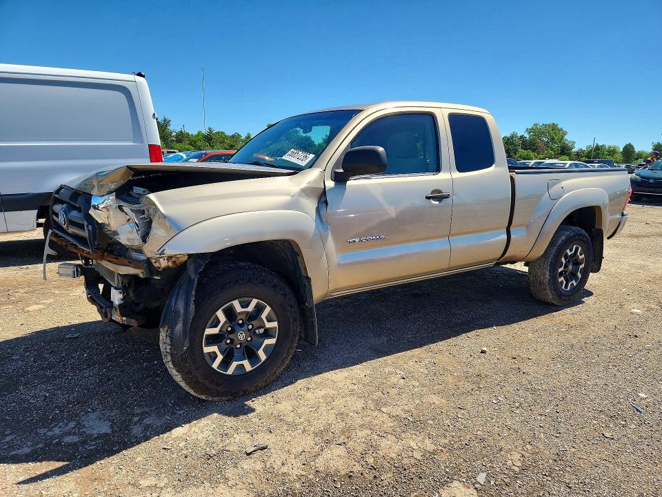 2005 Toyota Tacoma მანქანა იყიდება აუქციონზე, vin: 5TETX62N05Z085174, აუქციონის ნომერი: 56857236