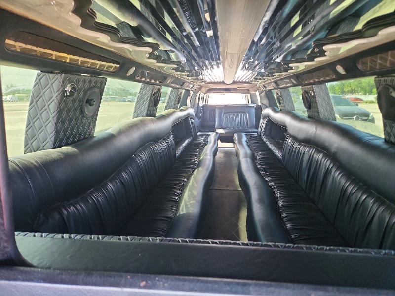 58441956 :رقم المزاد ، 1GNSCJKC0FR139800 vin ، 2015 Chevrolet Suburban مزاد بيع