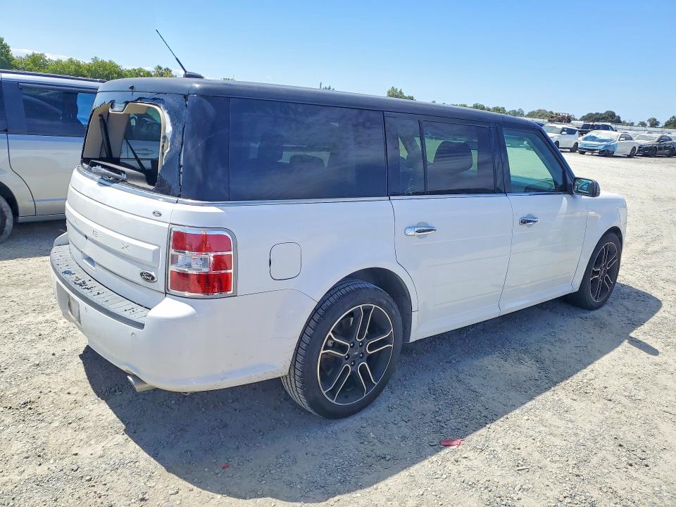 59201006 :رقم المزاد ، 2FMGK5C82FBA07882 vin ، 2015 Ford Flex مزاد بيع