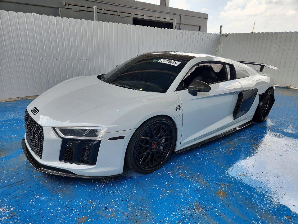 57210836 :رقم المزاد ، WUAKBAFXXH7903954 vin ، 2017 Audi R8 مزاد بيع