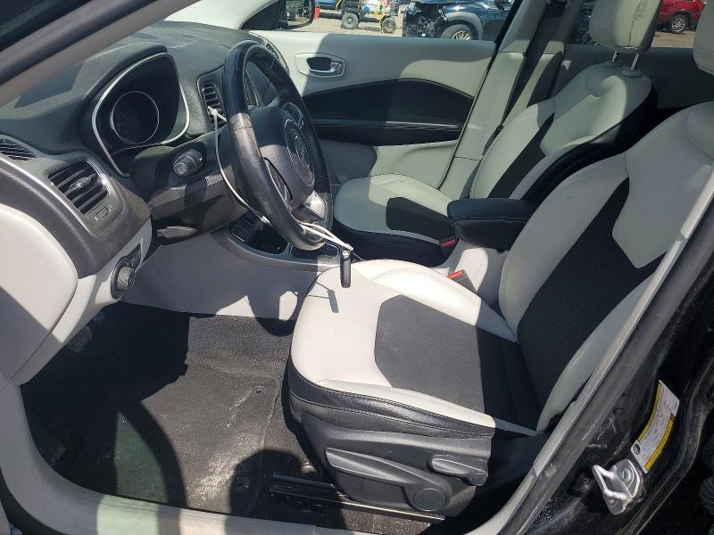 57497566 :رقم المزاد ، 3C4NJCBB4JT468837 vin ، 2018 Jeep Compass مزاد بيع