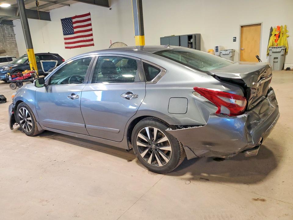 58234266 :رقم المزاد ، 1N4AL3AP4JC139336 vin ، 2018 Nissan Altima مزاد بيع