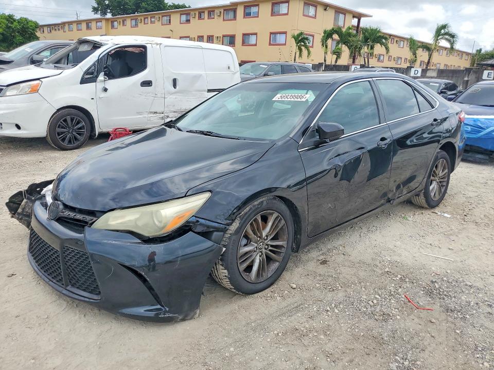 56939986 :رقم المزاد ، 4T1BF1FK5FU106334 vin ، 2015 Toyota Camry مزاد بيع