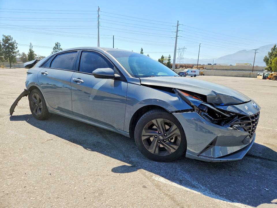 2021 Hyundai Elantra მანქანა იყიდება აუქციონზე, vin: KMHLM4AG8MU127335, აუქციონის ნომერი: 57970956