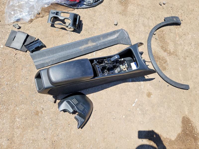 2020 Volvo Xc40 მანქანა იყიდება აუქციონზე, vin: YV4162UK9L2263300, აუქციონის ნომერი: 57180256