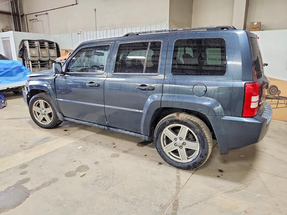 55973316 :رقم المزاد ، 1J8FF28W88D608049 vin ، 2008 Jeep Patriot مزاد بيع