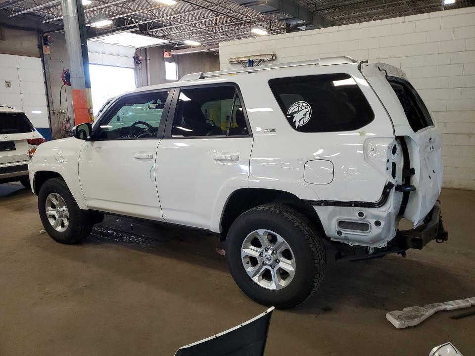 58246176 :رقم المزاد ، JTEBU5JR4J5595121 vin ، 2018 Toyota 4runner مزاد بيع