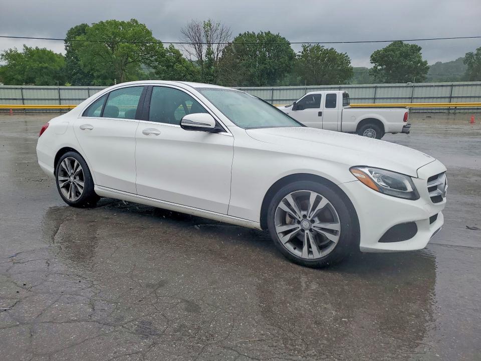 55727306 :رقم المزاد ، 55SWF4JB6GU104485 vin ، 2016 Mercedes-benz C مزاد بيع